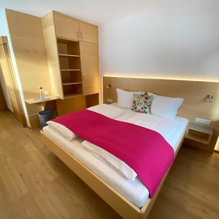 Paznaun Moments Apartman Kappl