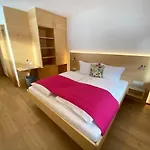 Paznaun Moments Apartman Kappl